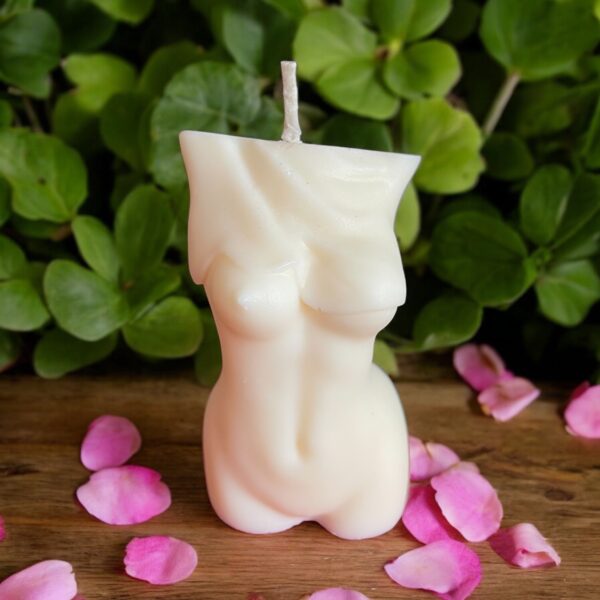 Woman's body gyertya - kézzel készült szójagyertya 5x3,5x10cm