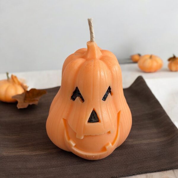 Halloween tök- kézzel készült szójagyertya 9,5x6x5,5cm